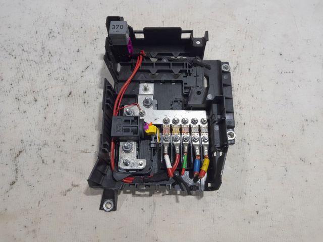 Блок предохранителей задний, салонный 7L0937548C VAG