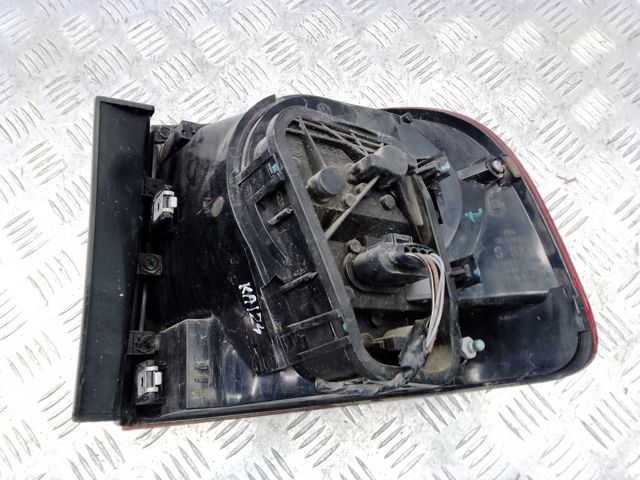 Задняя левая внешняя фара 7L6945095S VAG