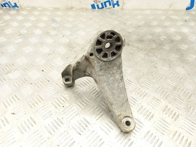 Кронштейн подушки (опоры) двигателя, правой 7L8199308F VAG
