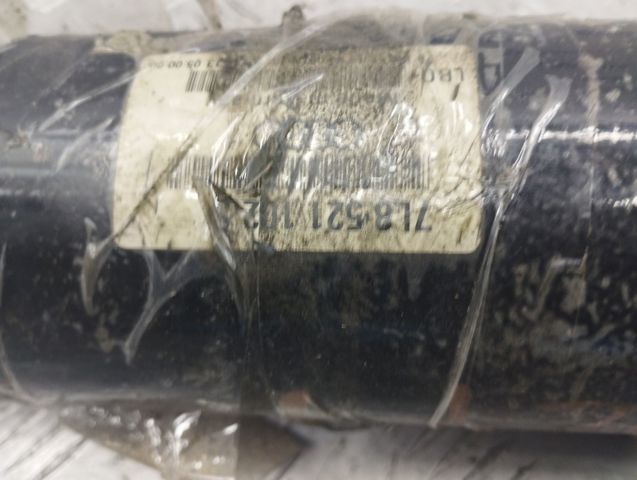 Карданный вал заднего моста 7L8521102S VAG