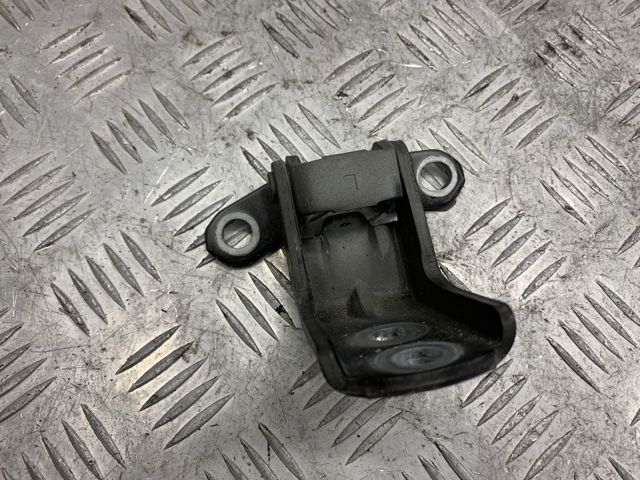 NISSAN 80401EG000 Петля двери передней в наличии Киев