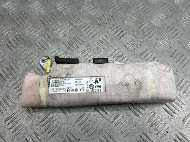 Подушка безопасности AIRBAG спинки сиденья, правого 80A880242F VAG