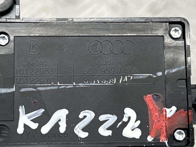 Блок кнопок механизма регулировки сидений, левый 80A959747A VAG