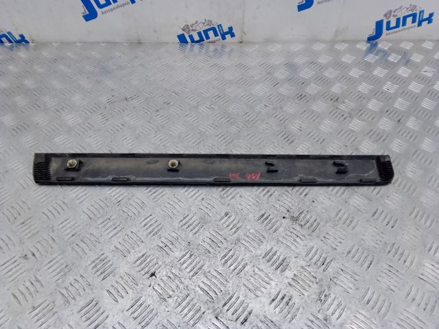 NISSAN 828764BA0A Молдинг двери задней правой нижний в наличии Житомир