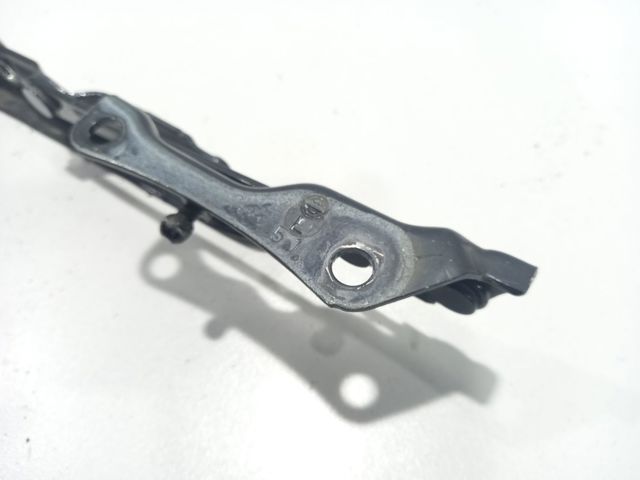 Детали багажника (петли и упор крышки) 844011MA0A NISSAN