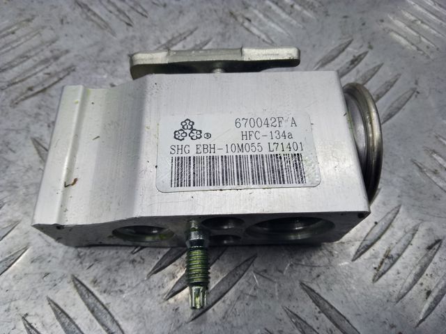 Клапан расширительный 8648253 VOLVO