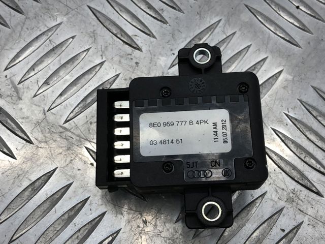 8E0959777B4PK Ручка регулировки спинки сиденья купить Тернополь