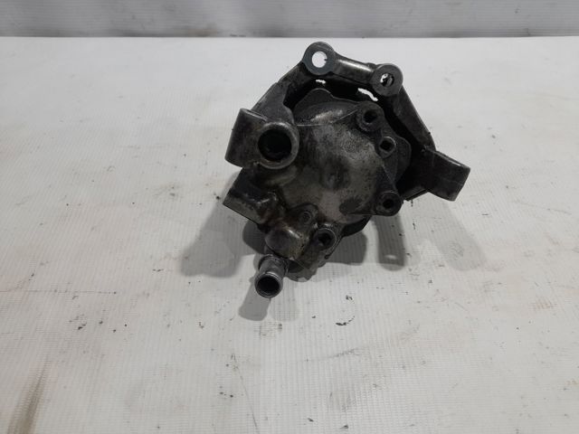Насос гидроусилителя руля 8K0145156E VAG