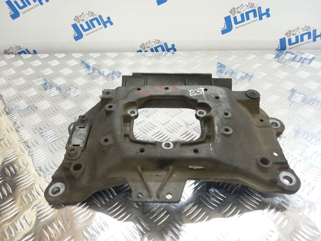 Крепление кпп 8K0399263BH VAG