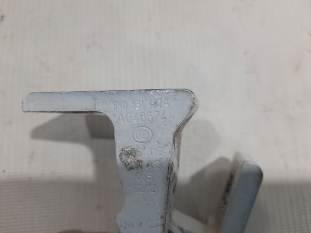 PORSCHE 8K0831402A Петля двери задней правой в наличии Винница