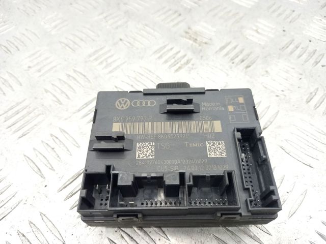 8K0959792P VAG Блок комфорта передней двери купить в Житомир