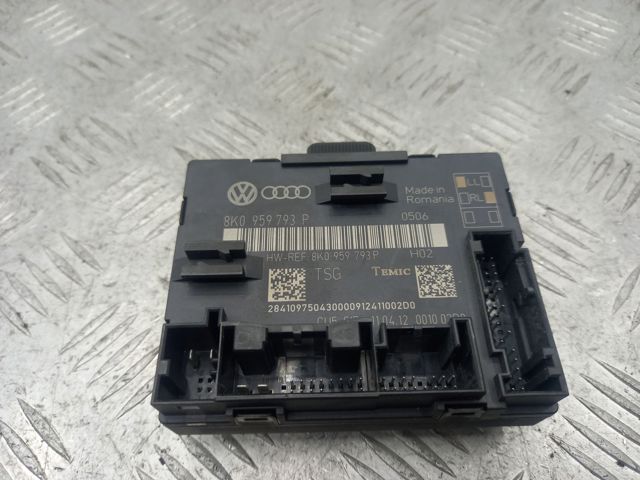 8K0959793P Блок комфорта передней двери купить Каменское