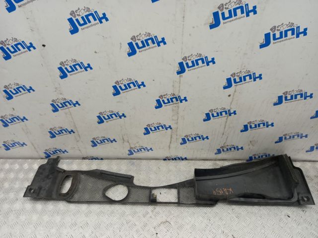 8K1819447B01C VAG Водосток лобового стекла, жабо купить в Черкассы