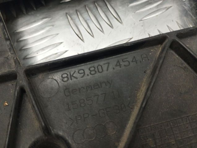 8K9807454A VAG Направляющая заднего бампера правая купить в Кривой Рог