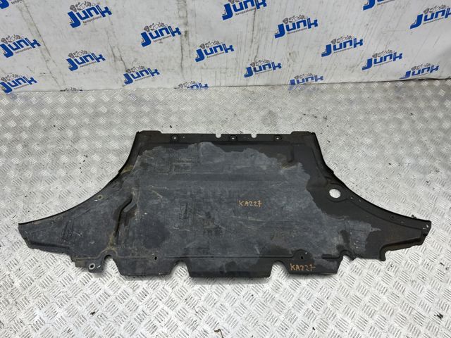VAG 8K9863821C Защита двигателя передняя в наличии Житомир