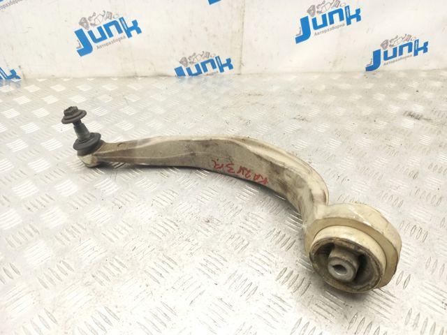 Нижний правый рычаг передней подвески 8R0407694D VAG