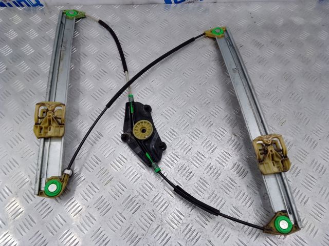 8R0837462B VAG Механизм стеклоподъемника двери передней правой купить в Чернигов
