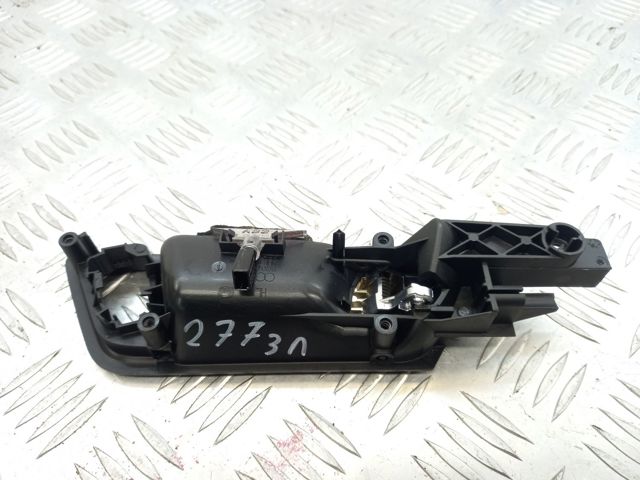 Ручка двери задней внутренняя левая 8R0839019A6PS VAG