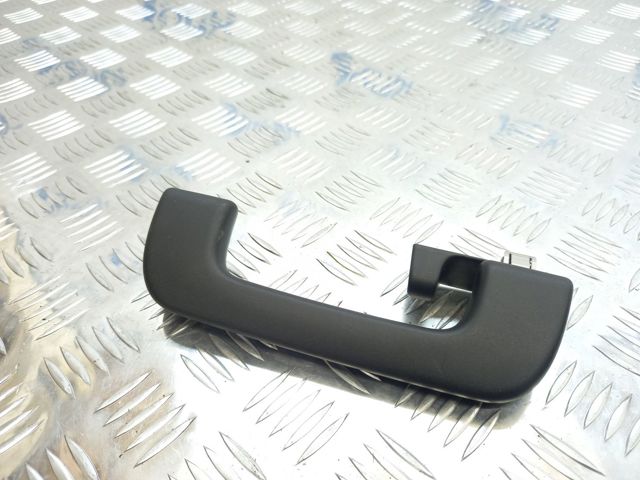 Поручни (держатели) и крючок для одежды 8R0857608D4PK VAG