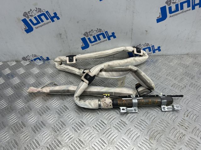 Шторка боковая правая 8R0880742J VAG