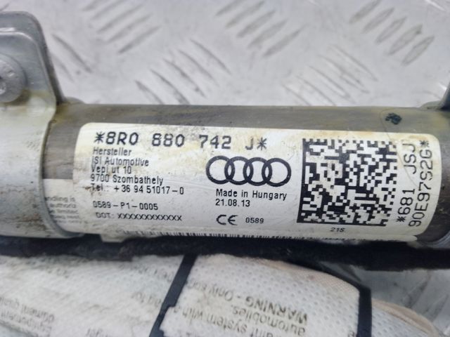 8R0880742J Шторка боковая, правая купить Винница
