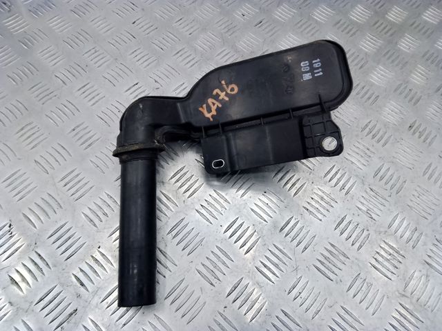 8R0955452 VAG Горловина бачка омывателя купить в Чернигов