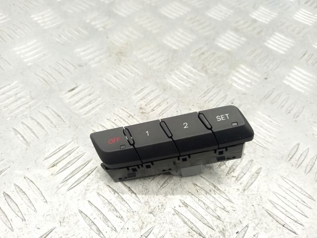VAG 8R0959769A в наличии Чернигов