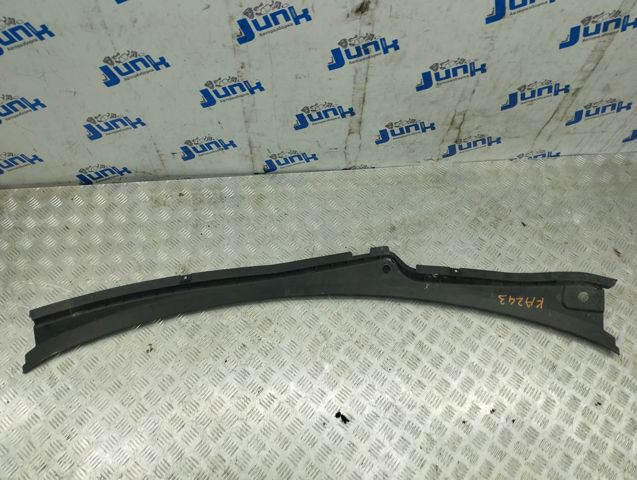 Водосток лобового стекла, жабо 8R181940301C VAG