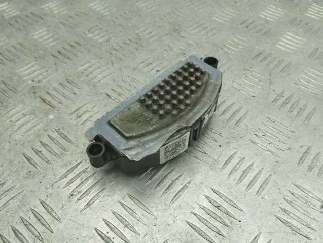 8T0820521A VAG Резистор печки купить в Каменское