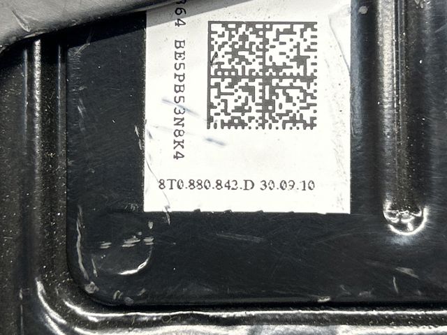 Эйрбэг защиты коленей нижняя 8T0880842D VAG