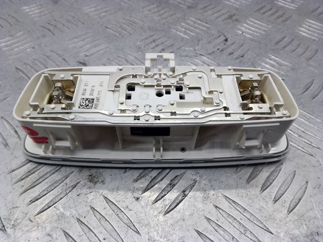 VAG 8V0947111ET1 в наличии Павлоград