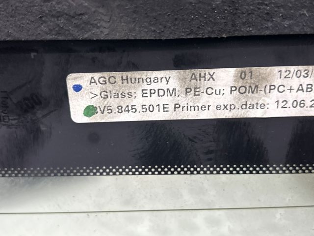 Окно заднее 8V5845501ENVB VAG