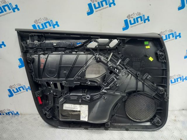 Облицовка передней правой двери 8V5867104JAQI VAG