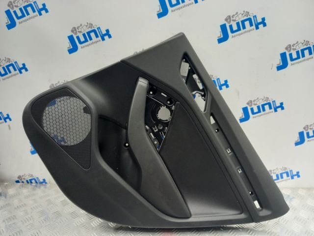 VAG 8V5867304JWFA Обшивка (облицовка) внутренняя двери задней правой в наличии Винница
