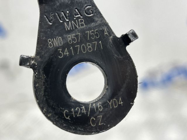 8W0857755AMNB Рычаг (замок) фиксации ремня безопасности передний купить Чернигов