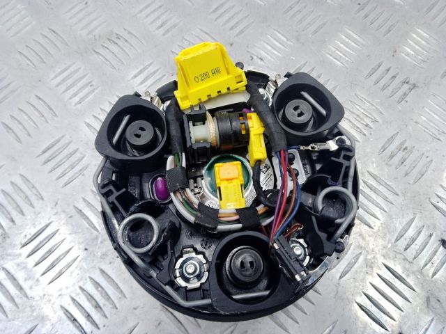 Подушка AIRBAG водительская 8W0880201ARAY2 VAG