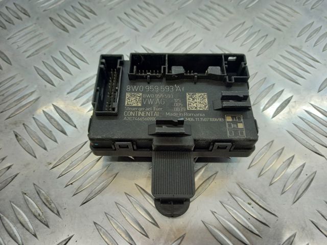 Блок комфорта передней двери 8W0959593A VAG