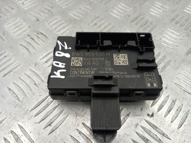 Блок комфорта задней двери 8W0959595M VAG