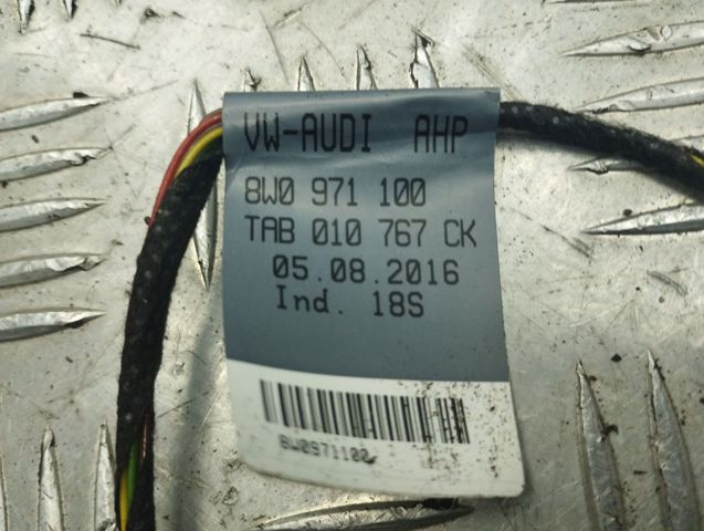 VAG 8W0971100 в наличии Ровно