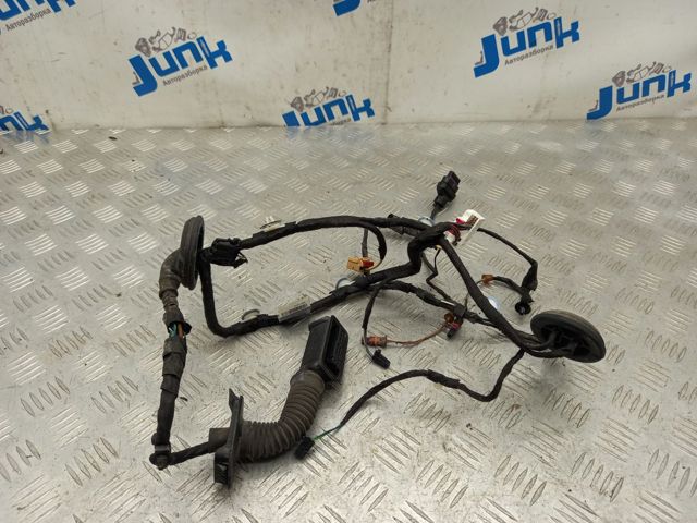 Жгут проводов задней двери 8W0971687AH VAG