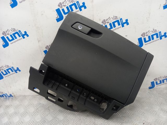 Крышка вещевого ящика 8W18801226PS VAG