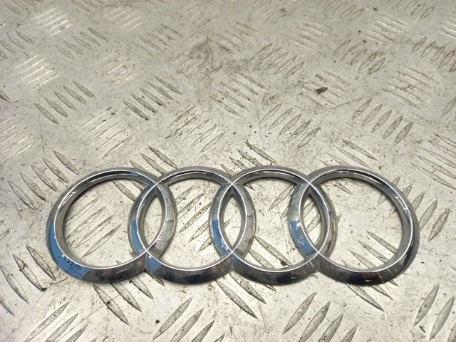 Фирменный значок 8W58537422ZZ VAG