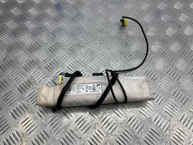 Подушка Айрбег спинки сидения правого 8W5880242G VAG