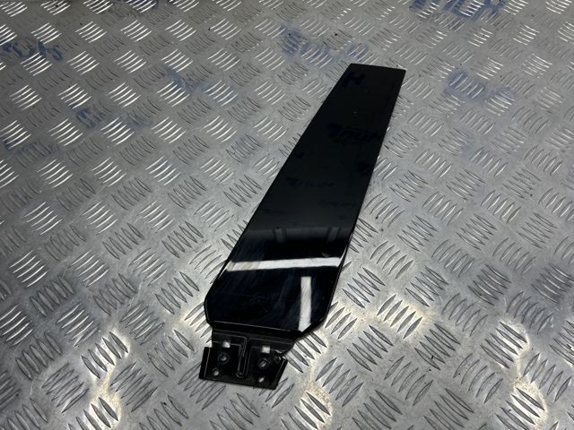 VAG 8W8853289T94 Накладка стойки кузова в наличии Днепр