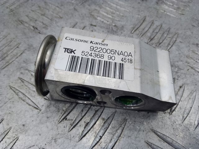 Клапан расширительный 922005NA0A NISSAN