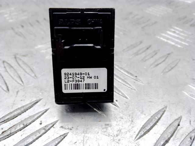 Кнопка стеклоподъемника передняя правая 9241949 BMW