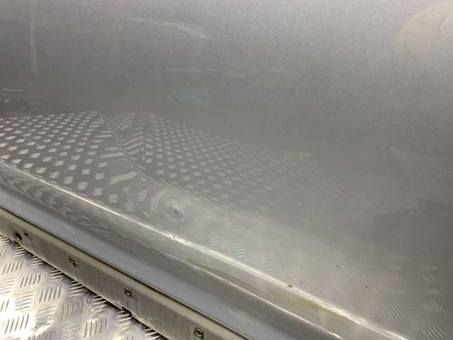 Пассажирская передняя дверь 95553101207GRV PORSCHE