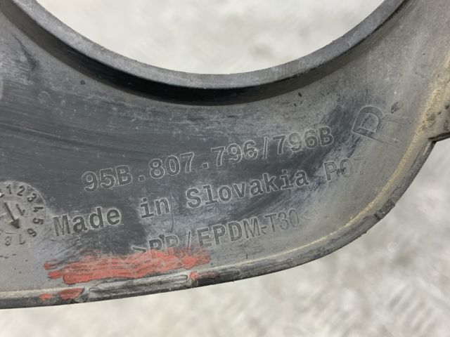 PORSCHE 95B8077961E0 в наличии Павлоград