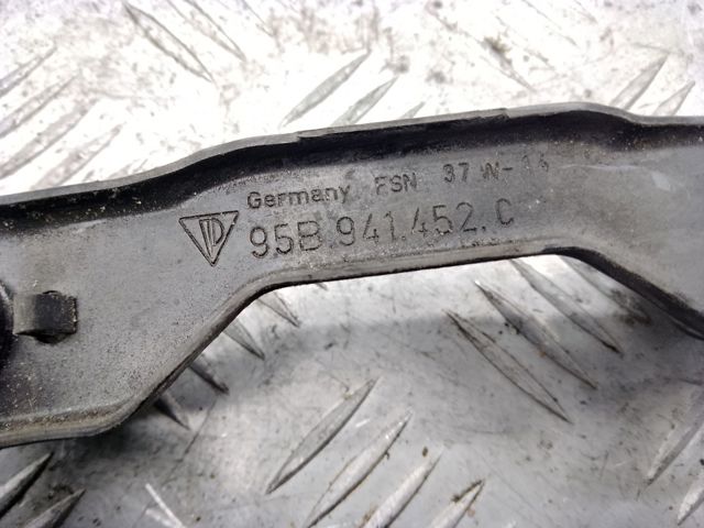95B941452C PORSCHE Кронштейн (адаптер) крепления фары передней правой купить в Полтава