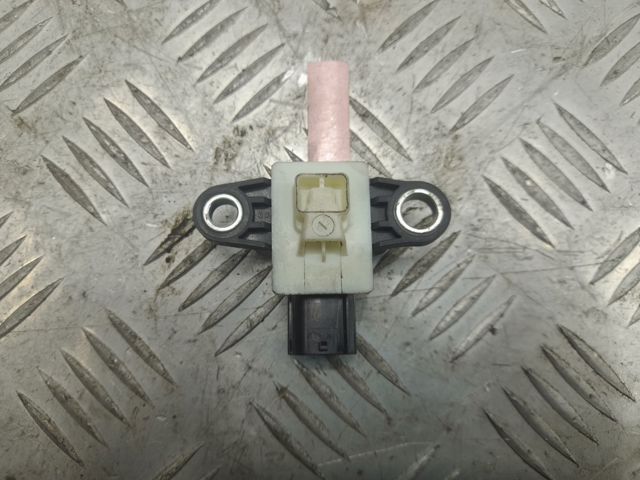 988363TA0A NISSAN Датчик удара купить в Одесса